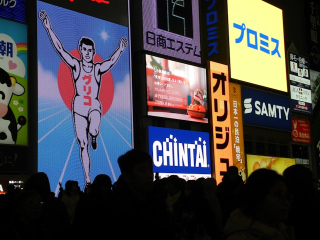 大阪に訪れる観光客の様子