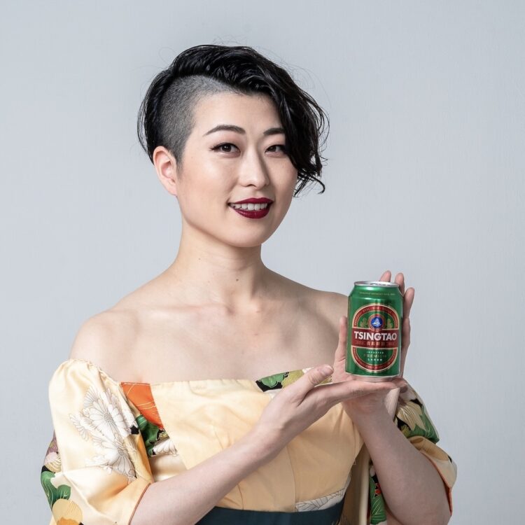 新川綾乃